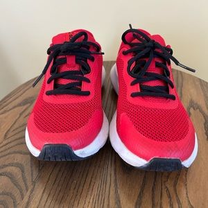 Boys Under Armour Sneakers